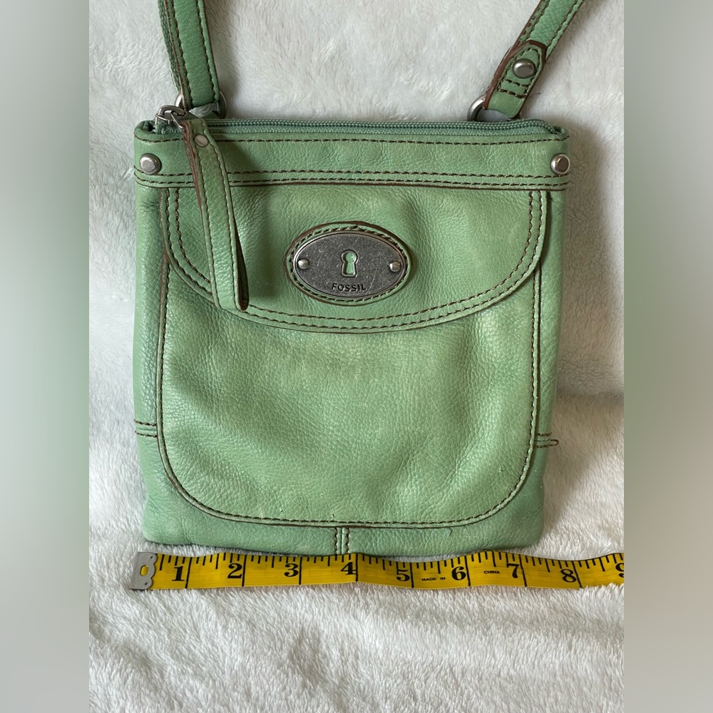 Fossil Maddox leather Crossbody purse, mint green - Picture 7 of 8